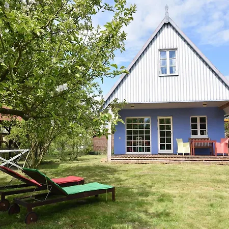 Idyllisches Mit Terrasse In Rerik * Roggow