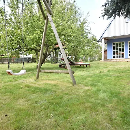 Idyllisches Mit Terrasse In Rerik Holiday home *