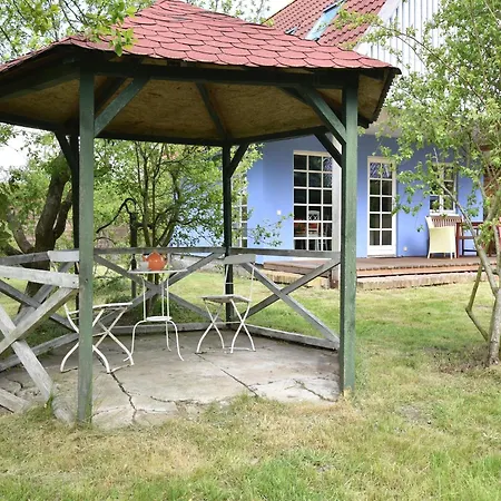 Feriehus Idyllisches Mit Terrasse In Rerik Roggow